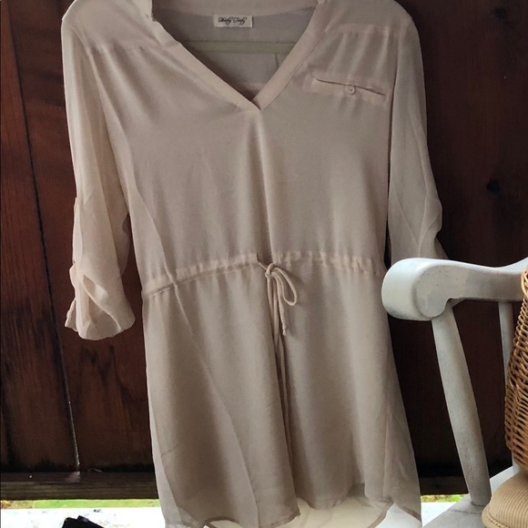 Super cute tunic - Picture 3 of 3